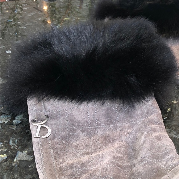 Authentic suede Christian Dior boots - Picture 3 of 3